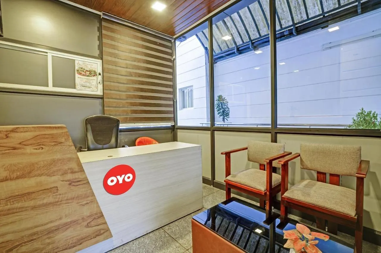 Oyo Flagship 81260 Star Lights Hotel Munnar 3*,  India